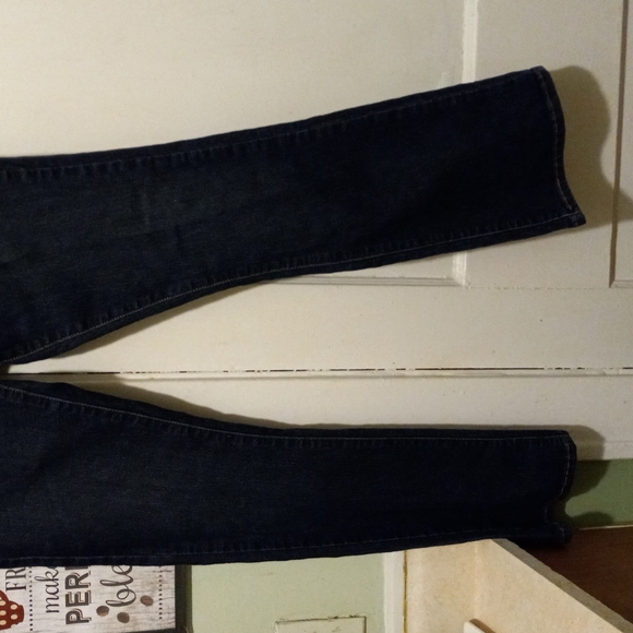 Signature-Levi Strauss & Co., like new Navy Blue, Sz 8s/W29 L30 - Picture 4 of 4